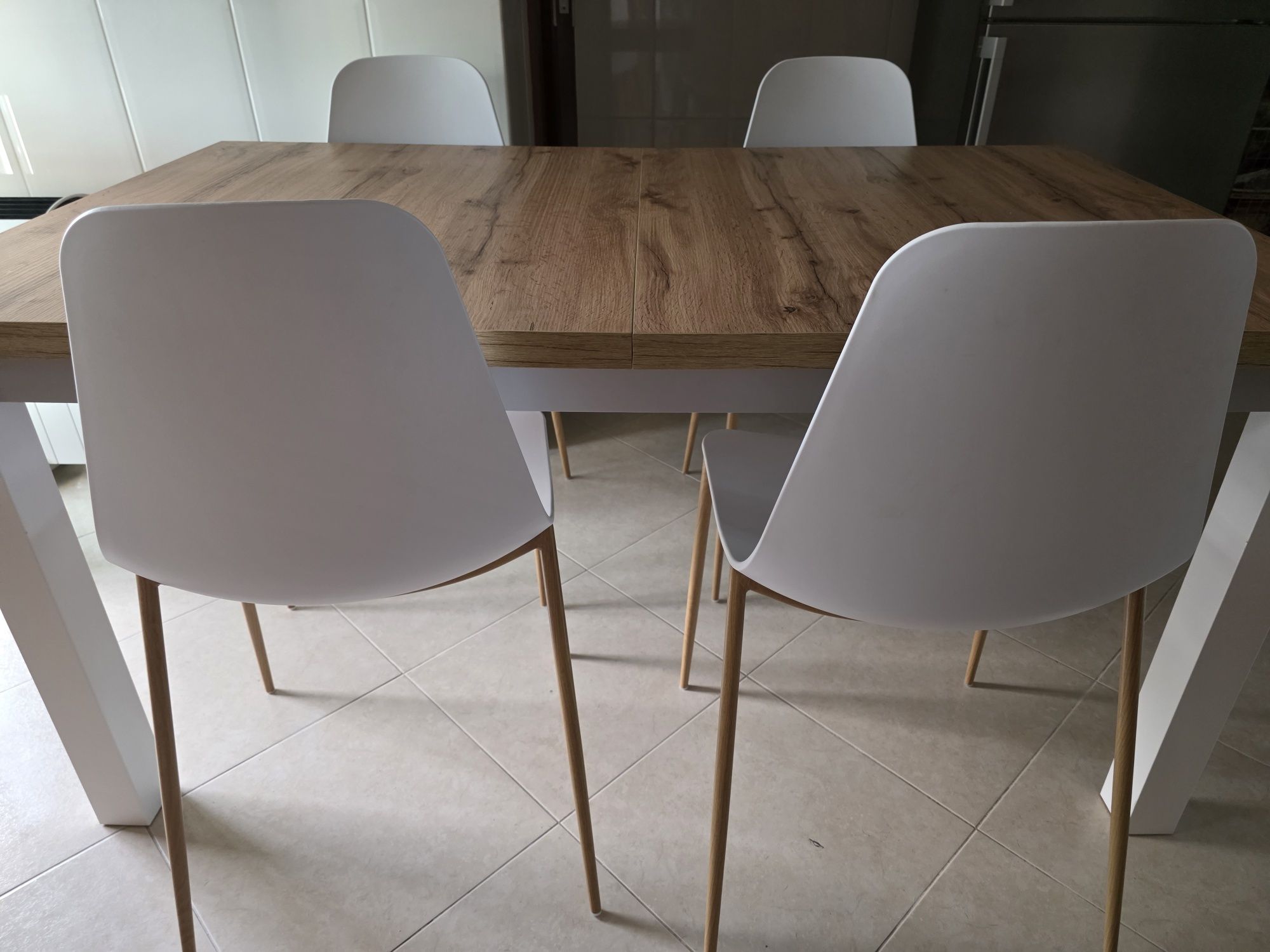 Mesa jantar extensível