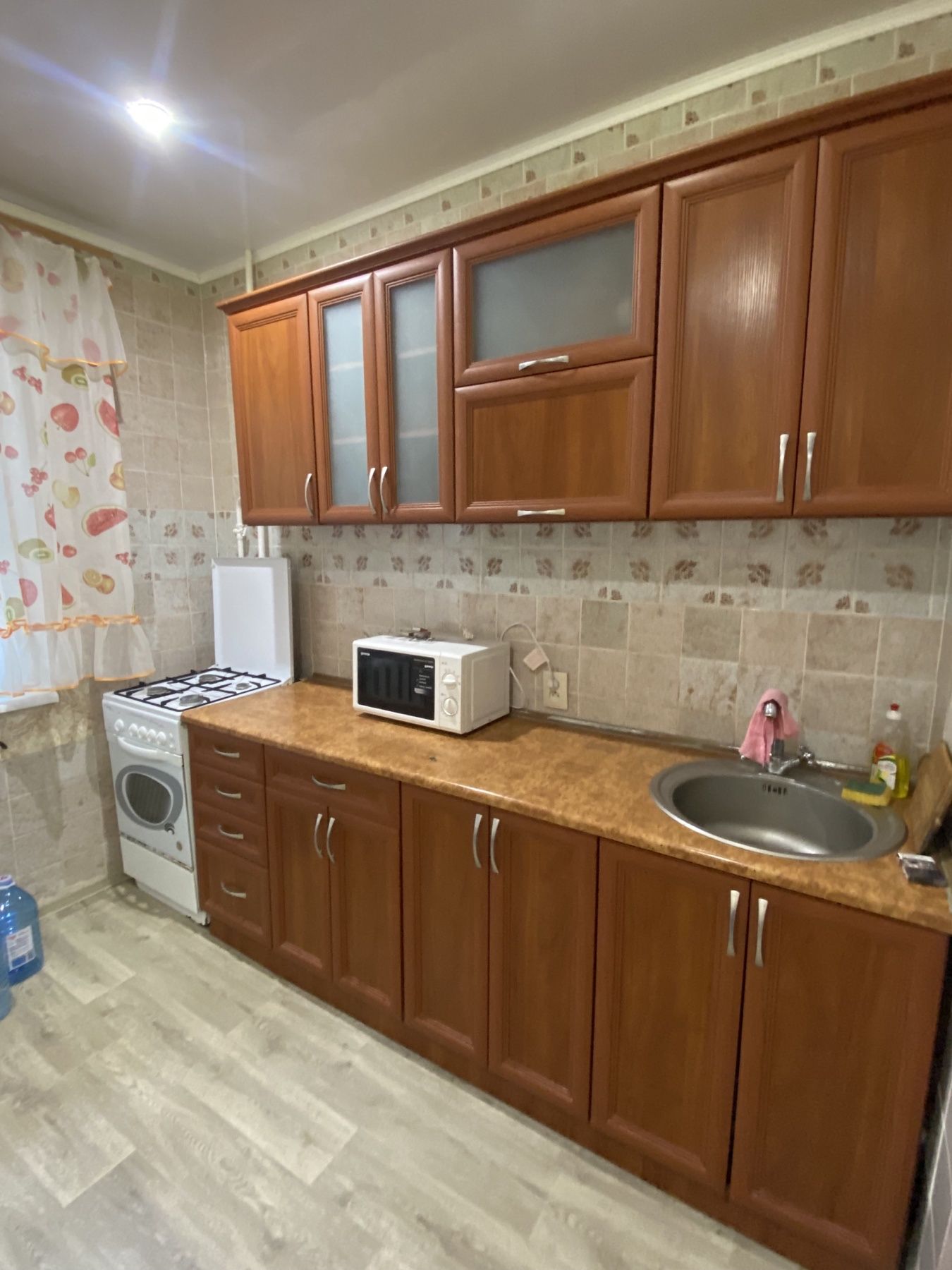 Здаю нову свою 1 Кім. Кв в Корабельному є кондиціонер новий