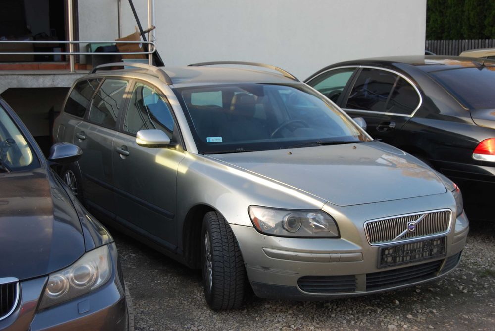 Części z : Volvo V50 1,6  z 2005r  d4164t