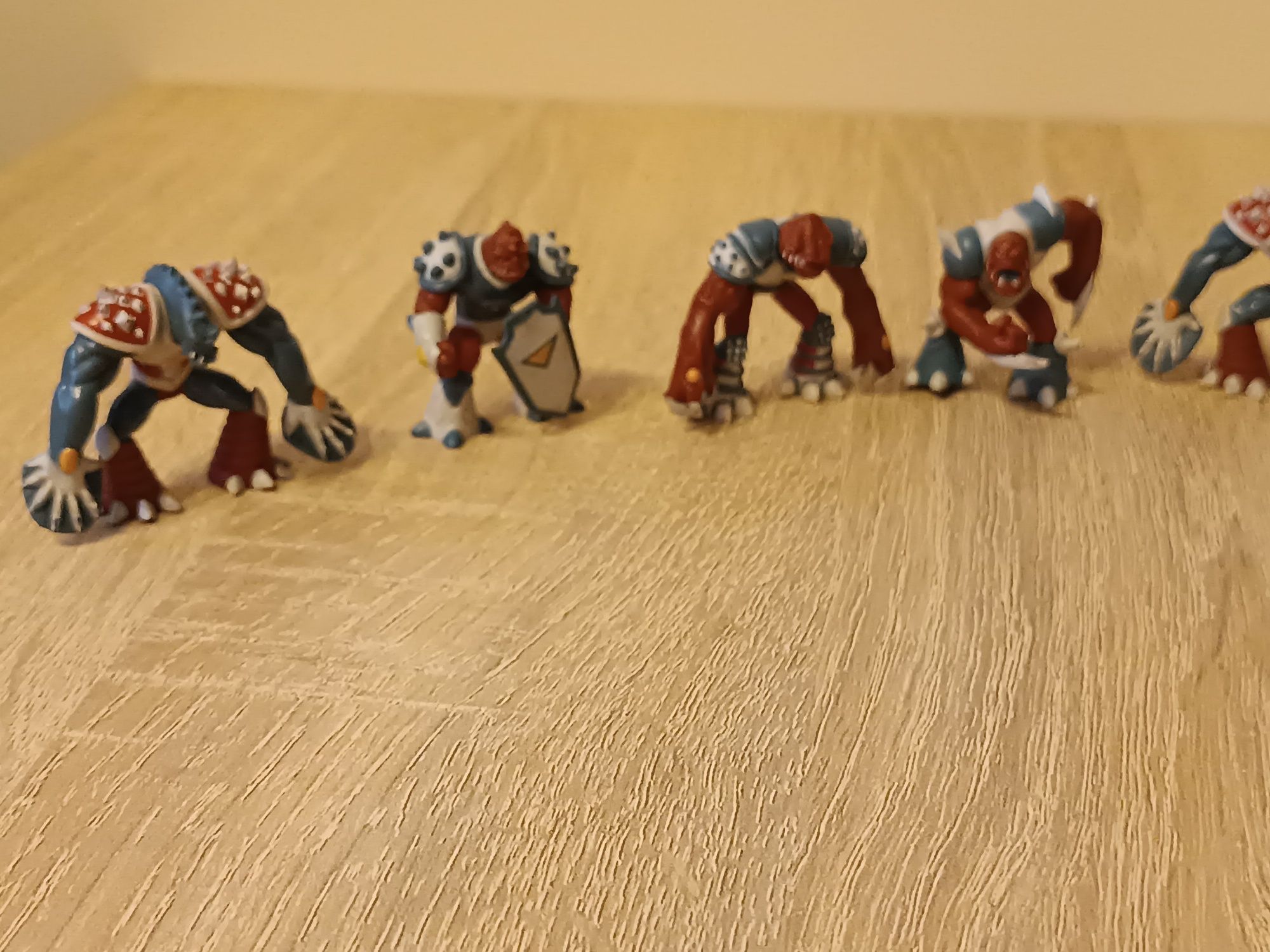 Figurki Xenox space warriors panini