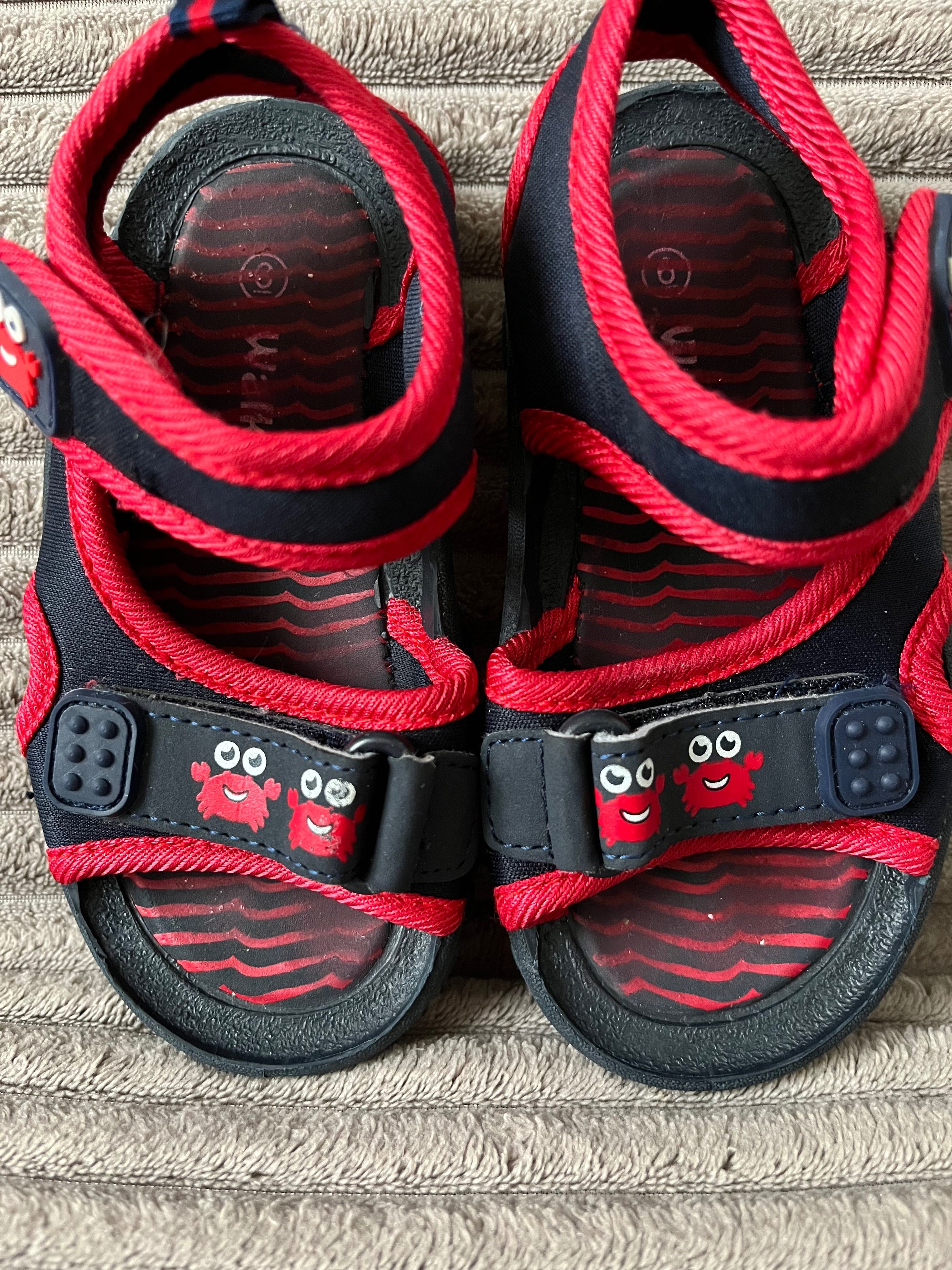 Босоніжки дитячі Walkright 22-23 розмір сандалі