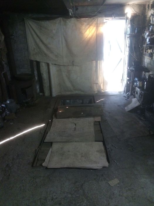 Продам гараж капитальный кооператив колос сухомлинского39((совхозная)