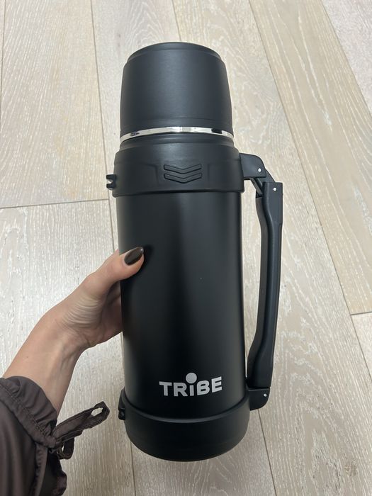 Термос Tribe Family line 2 л T-DG-0001, black