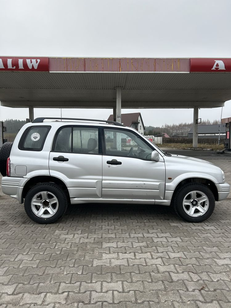 Suzuki Grand Vitara I