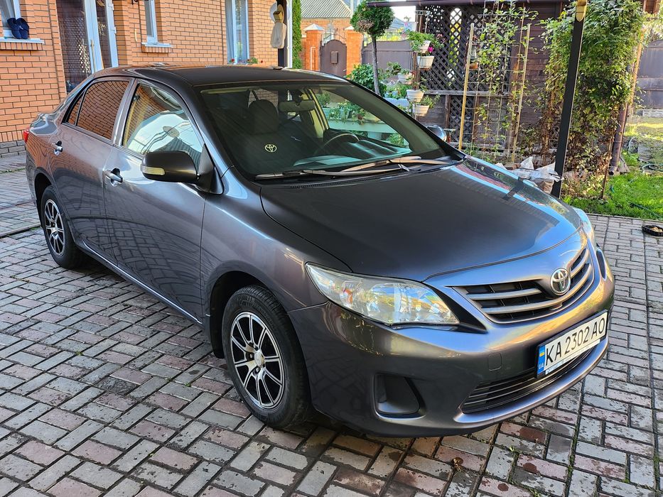 Продам автомобіль Toyota Corola