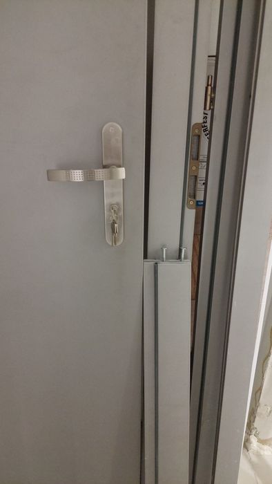 Drzwi wewnętrzne,  lewe , 90.