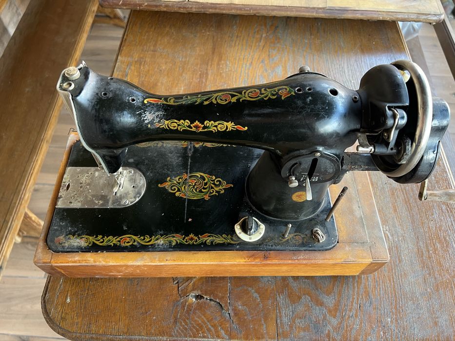 Швейна машинка подольського класу 2M-34 1976 р