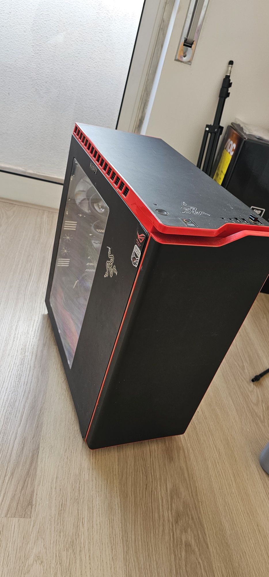 Vendo : Torre gamer placa mãe Asus Rog Strix  Gaming,  Ran :16