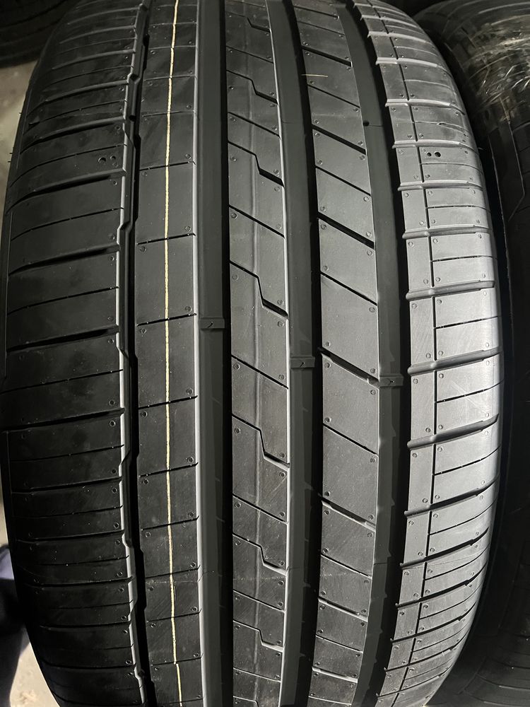 285/40/22 R22 Hankook Ventus Evo 3 4шт нові