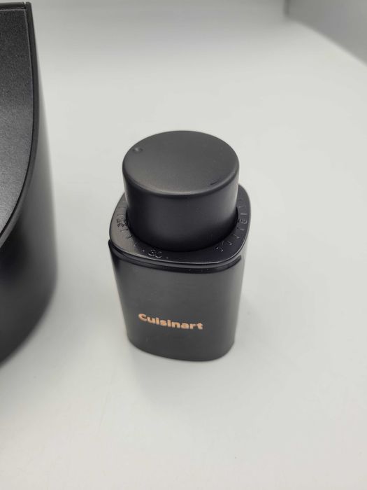Cuisinart CWO50E elektryczny korkociąg otwieracz do wina różowe złoto