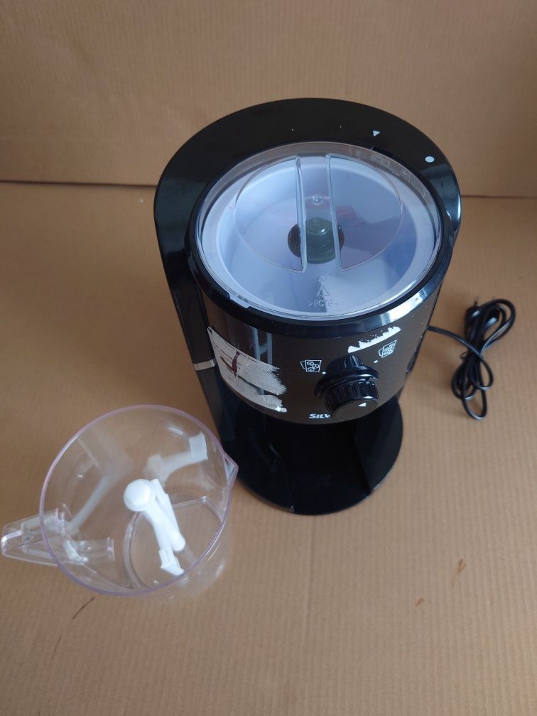 Kostkarka do kruszenia lodu do Drinków Koktajli SilverCrest 30W