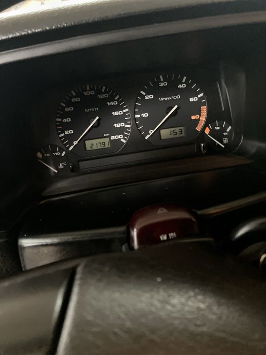 Гольф 3 , 1,6 інжектор 1996 рік