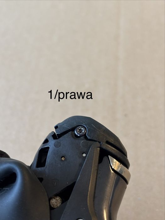 Klamkomametki Ultrgra di2 ST-R8070 prawe 2x11