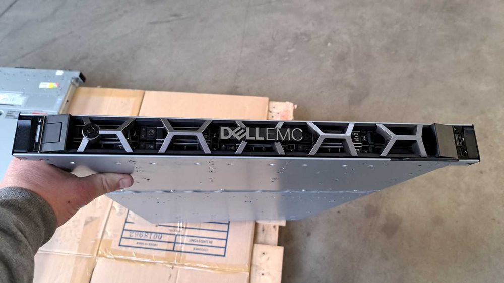 Serwery DELL PowerEdge R640, 2 sztuki