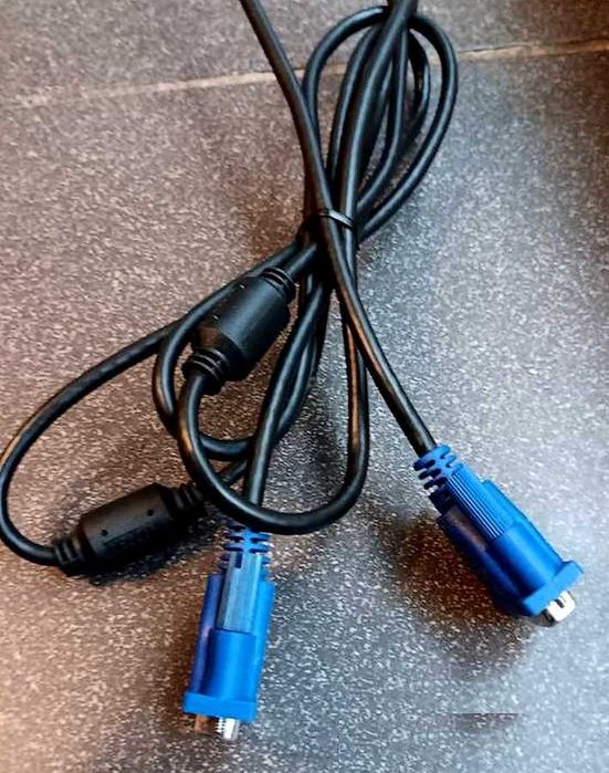 Kabel VGA do Monitora