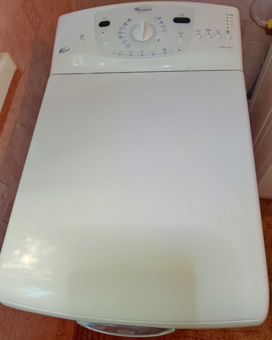 Стиральная машина Whirpool AWT 7125 пошипн. и фланцы новые отличн.сост