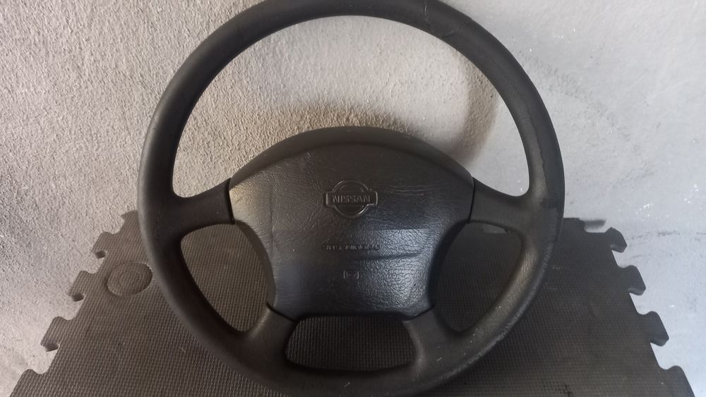 Nissan vanette 2.3D  ultimas peças