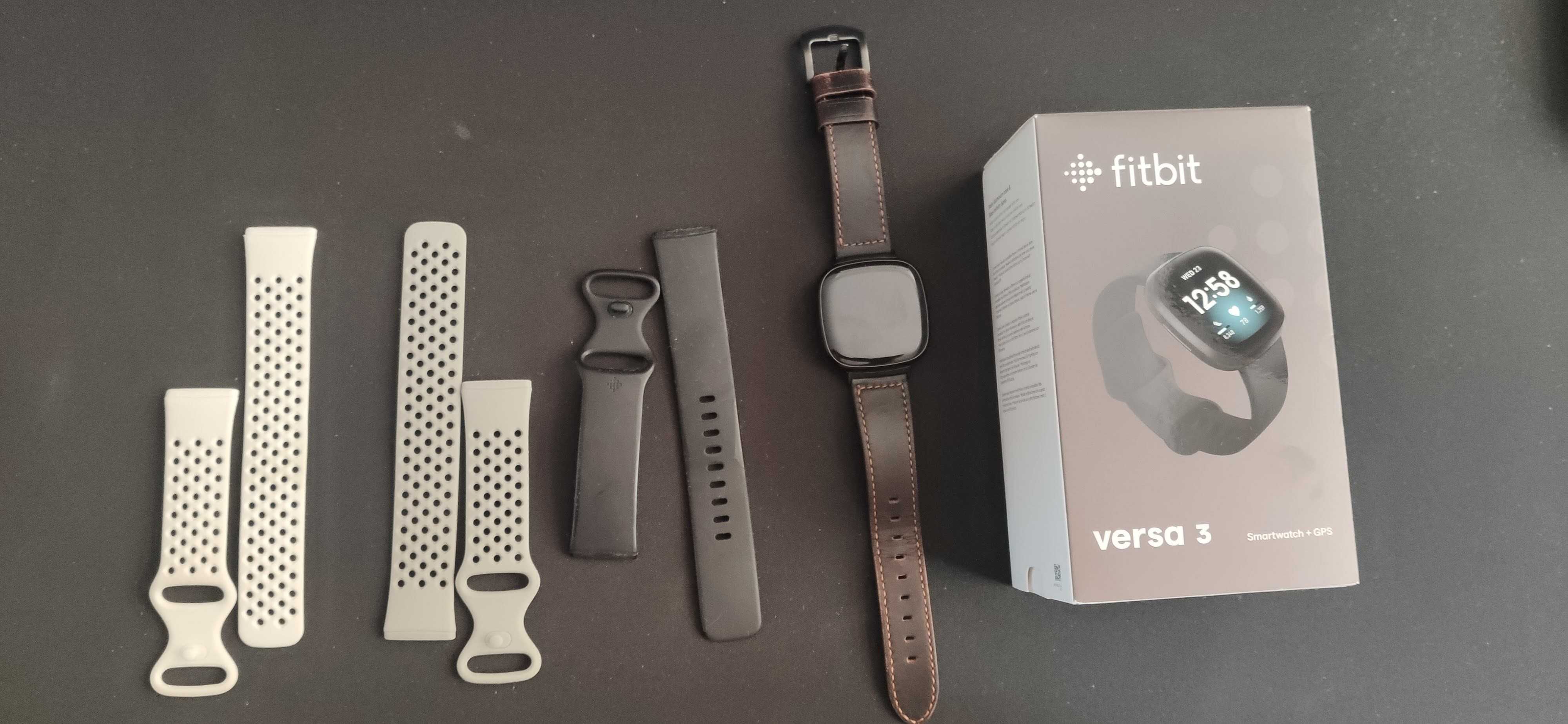 Fitbit Versa 3, como novo em caixa, várias bandas