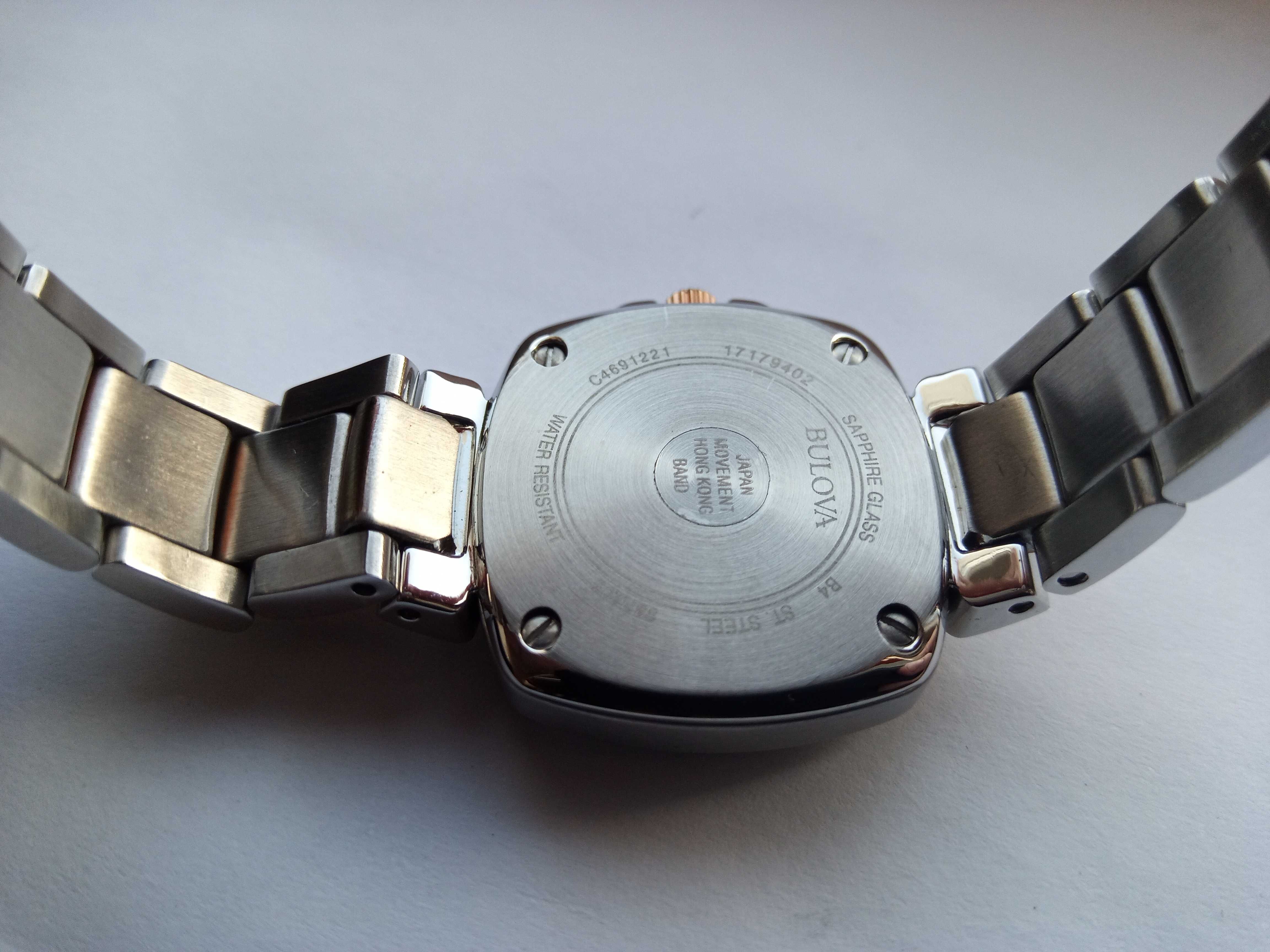 Женские часы Bulova с 46 бриллиантами. Прекрасный подарок девушке
