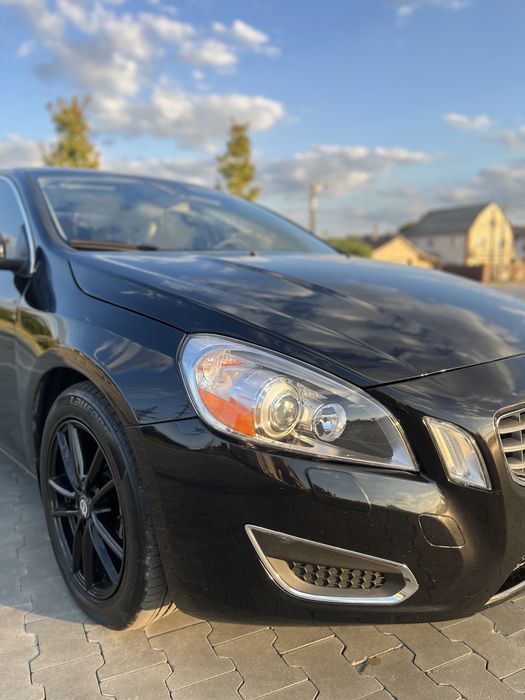 Volvo S60 2012 року, 3.0T