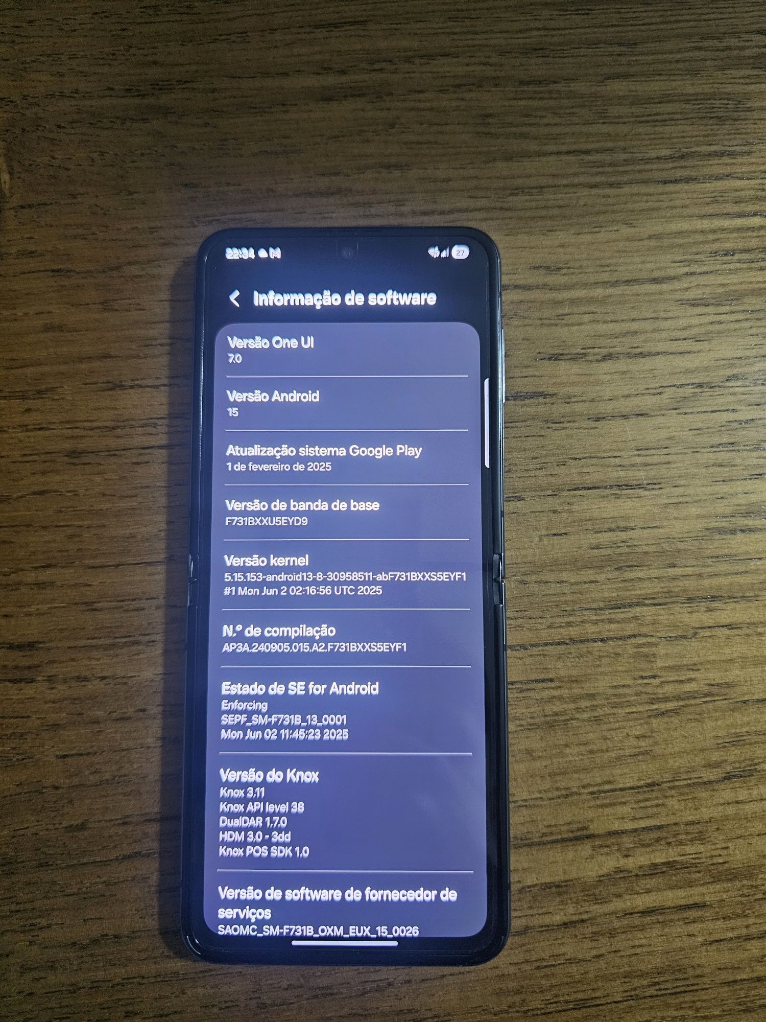 Samsung Z Flip 5 Graphite