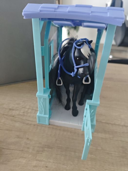 Stajnia z koniem Spirit Mustang duch wolności