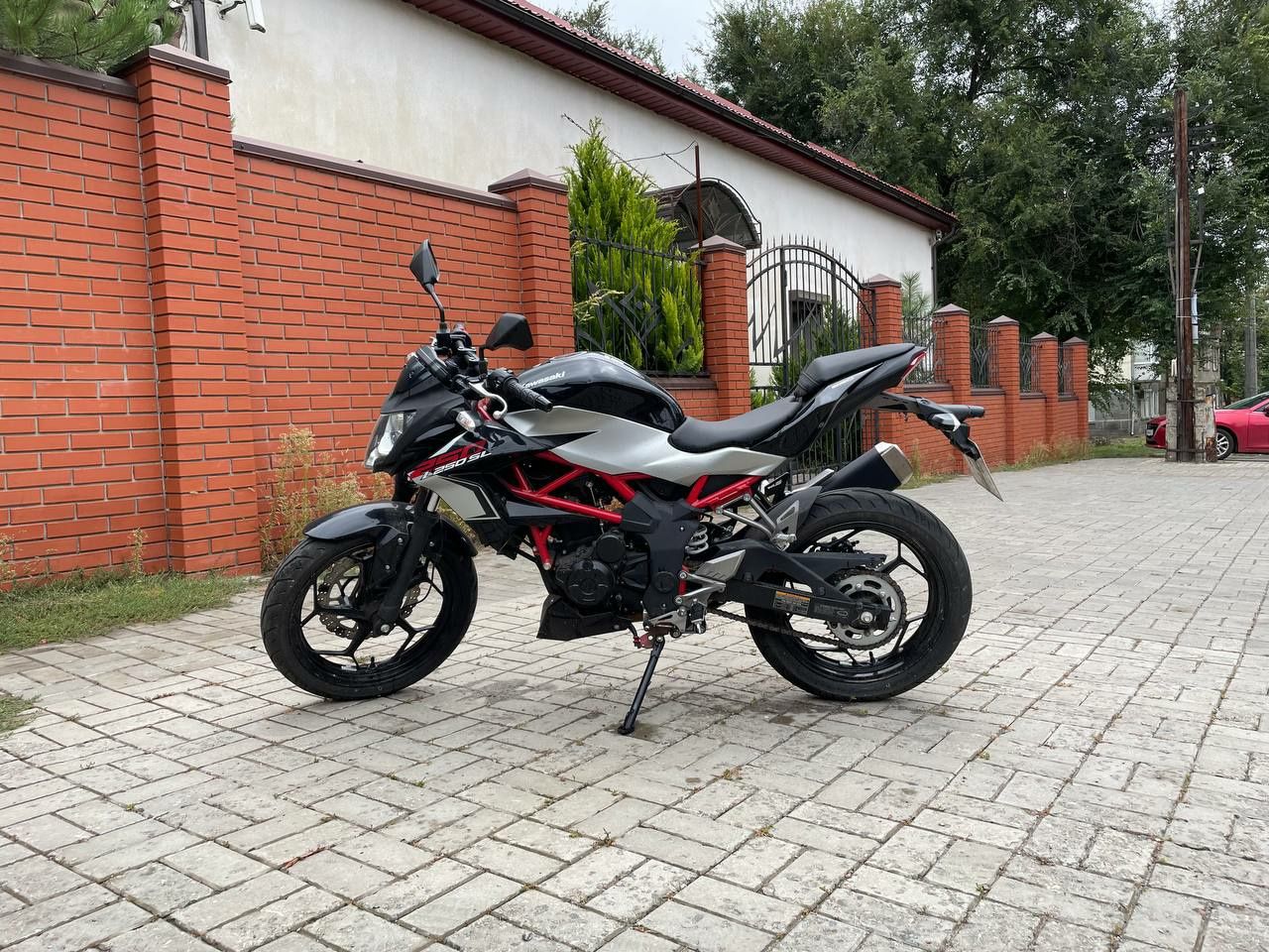 Продам Kawasaki z250sl