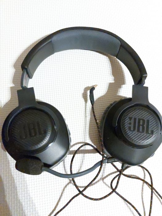 Słuchawki JBL z mikrofonem