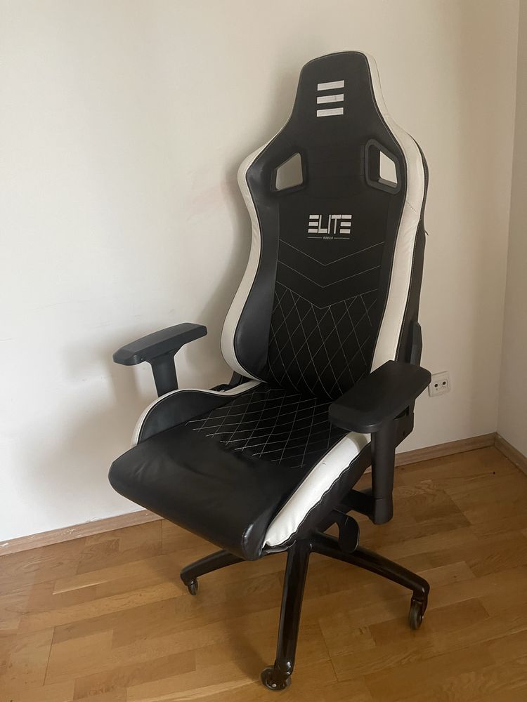 Sprzedam fotel gamingowy