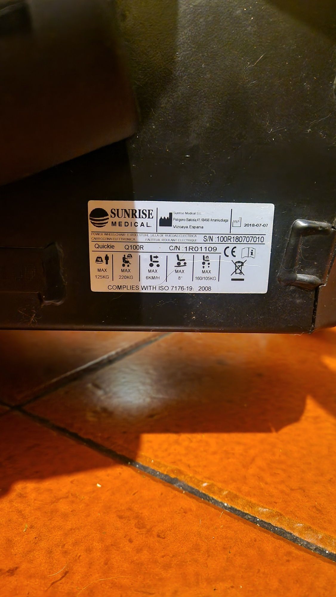Vendo cadeira de rodas eléctrica