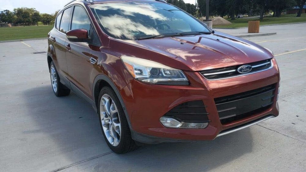 Ford Escape      2015