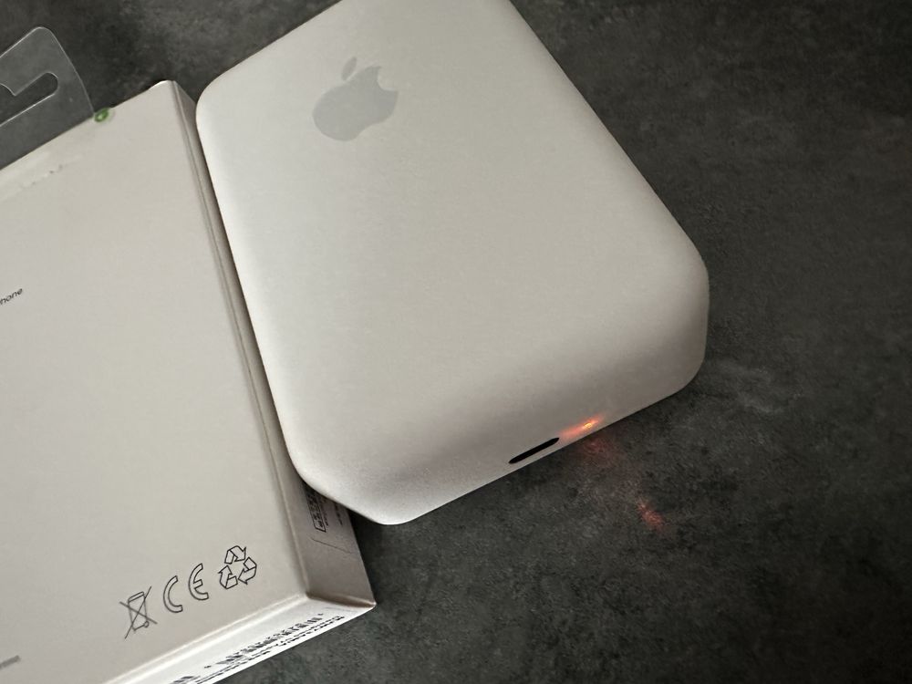 Павербанк Magsafe 10000 mah айфон повербанк максейф power bank