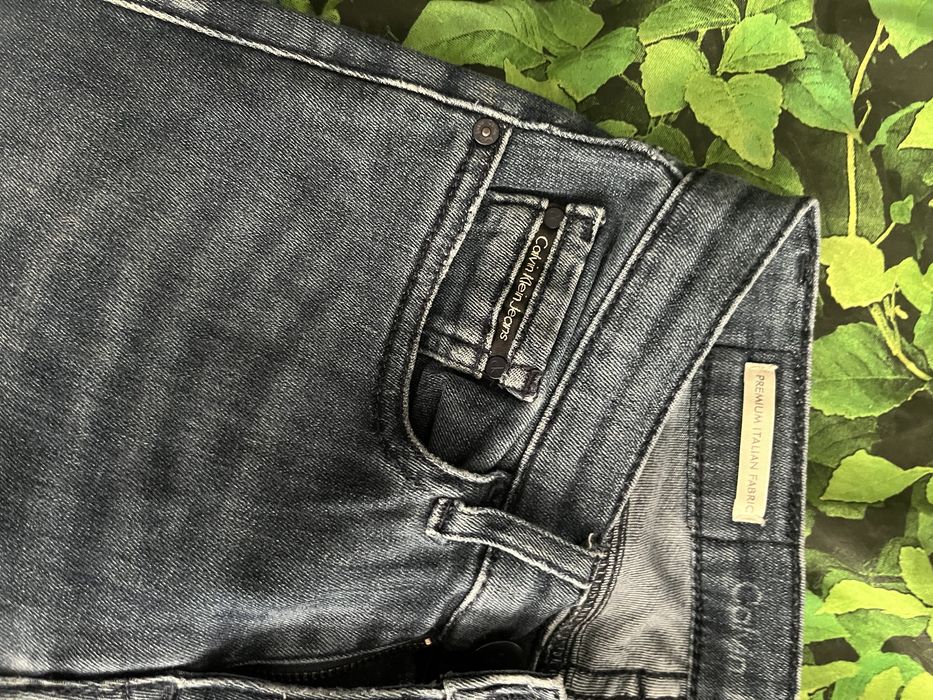 Jeansy Calvin Klein 28 30