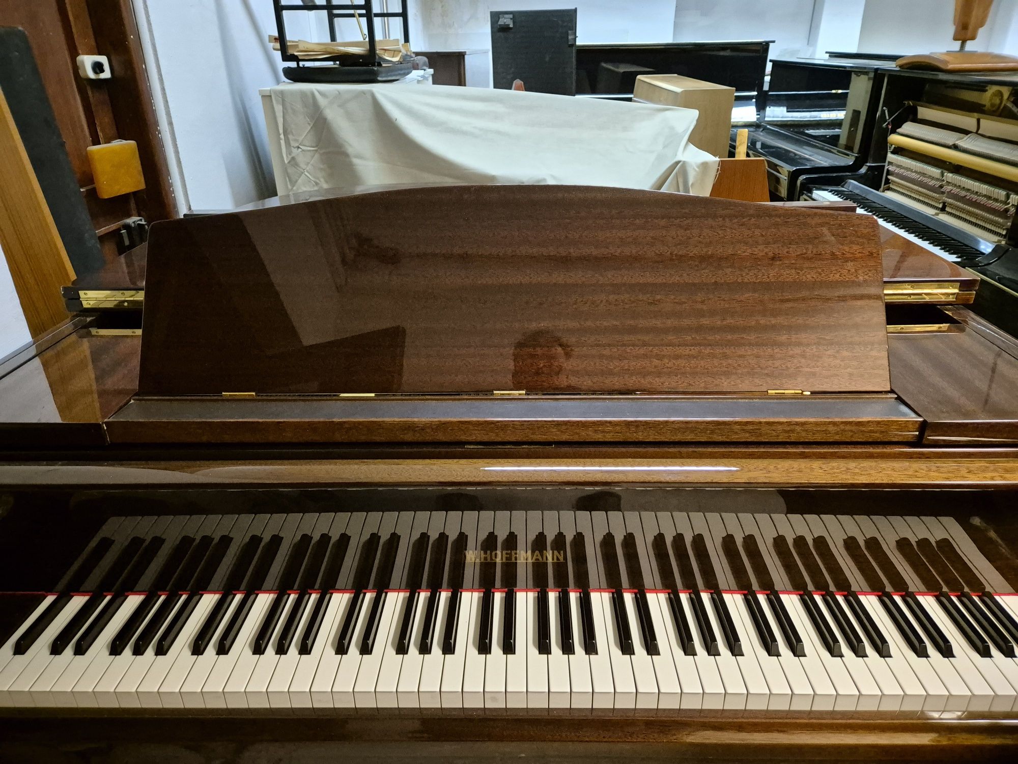 Fortepian W. HOFFMANN 160cm. Mahoń wysoki połysk. IDEAŁ.
