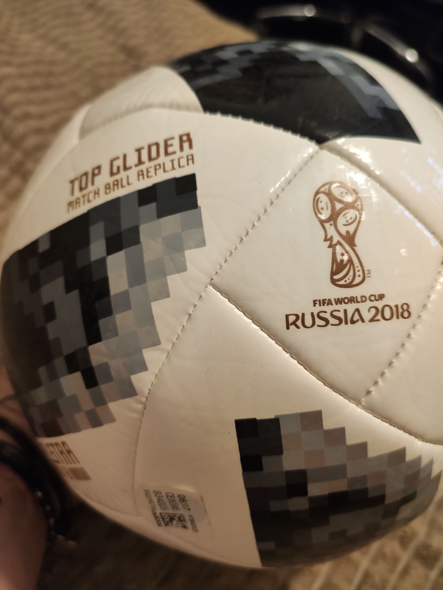 Adidas Telstar 18 piłka meczowa