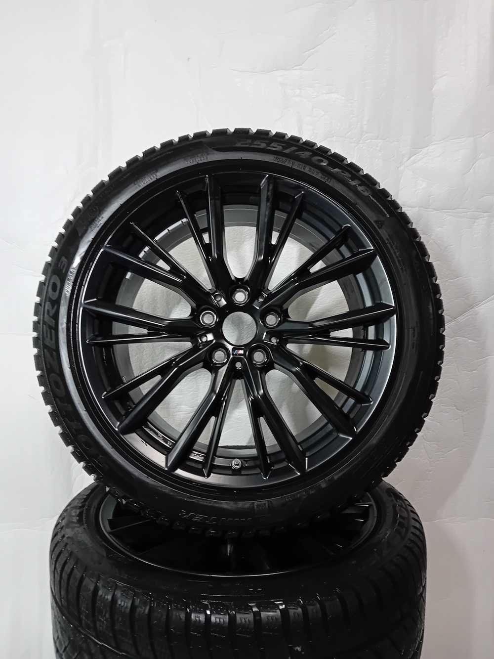 Komplet kół zima mix BMW 18" Seria 2’ Seria: 3’ Seria: 4’ nr.mag 1/003