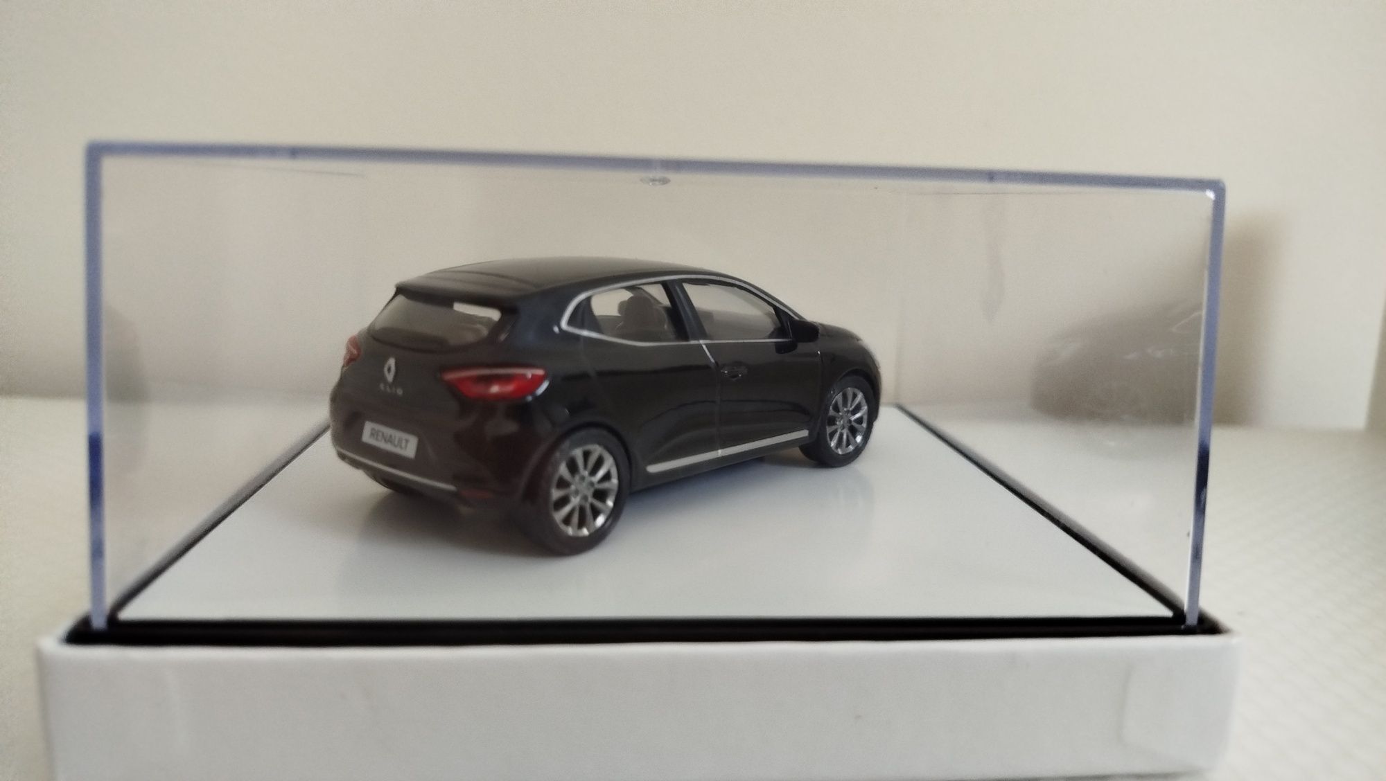 Miniatura Renault Clio V 1/43 Nova