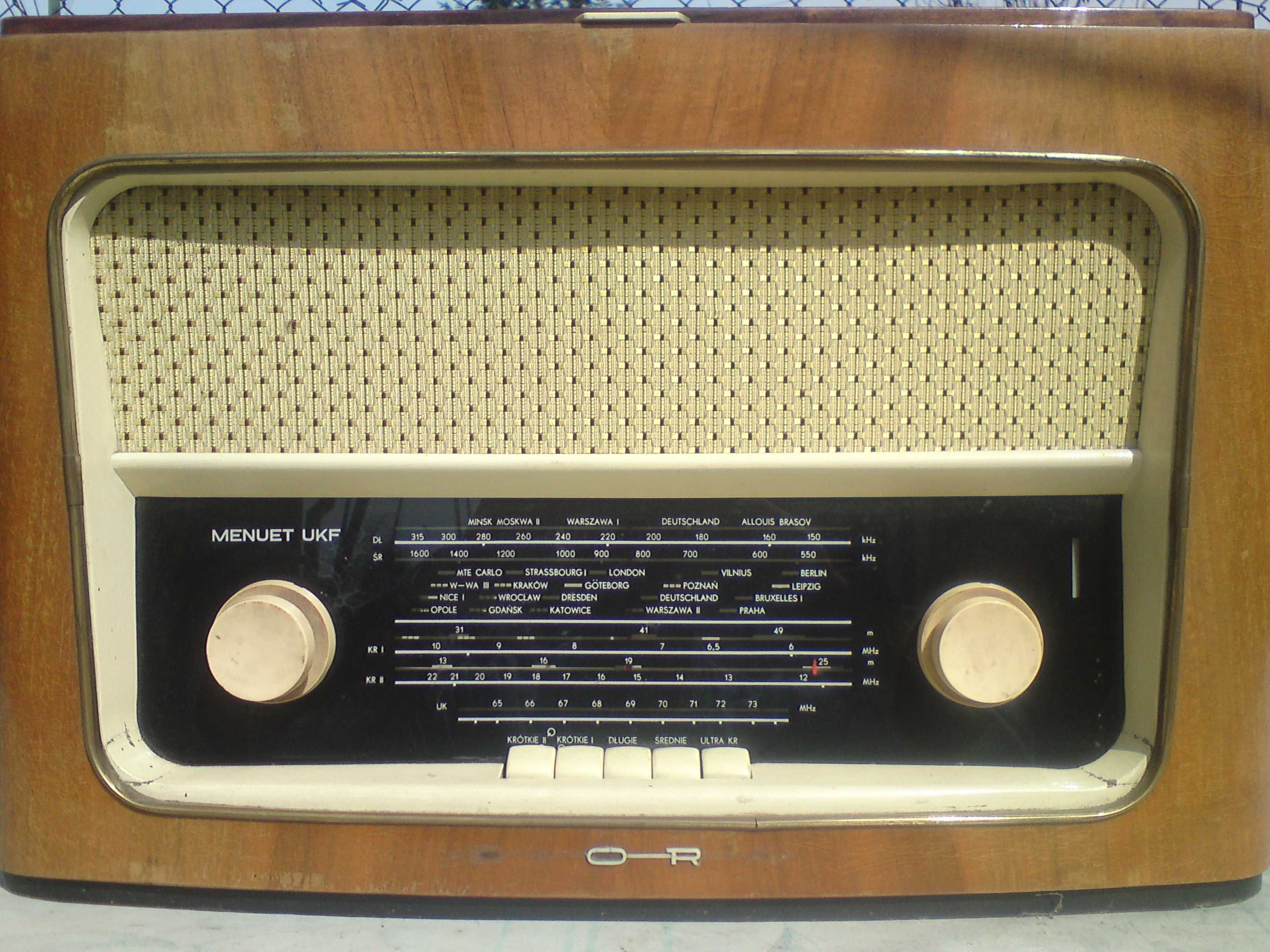 Radio gramofon Menuet
