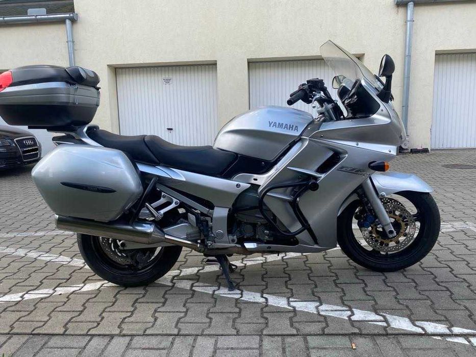 Yamaha FJR 1300 • 2003 • 83 000 km • Turystyk z kuframi