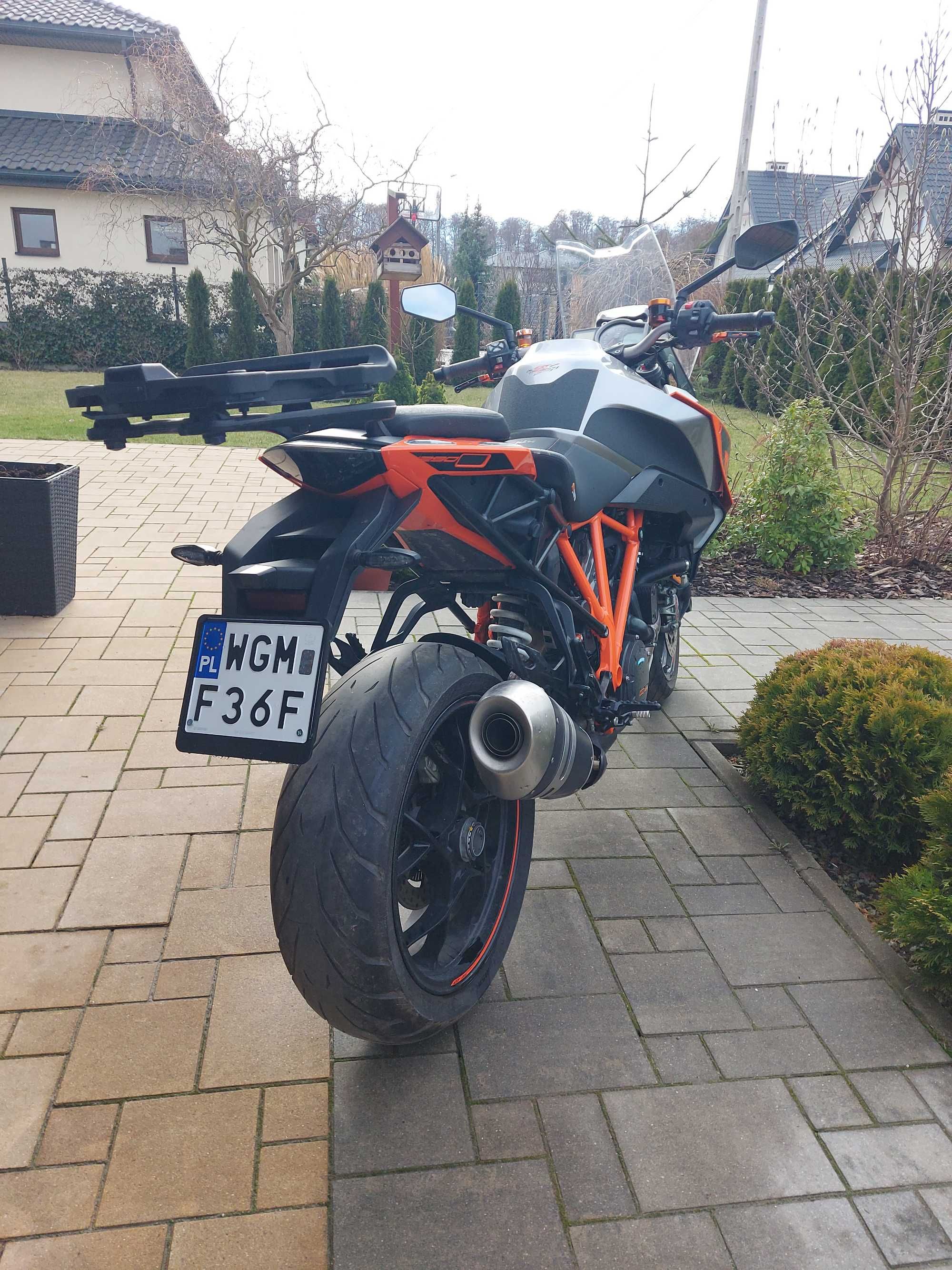 Ktm duke super gt 1290 salon Pl