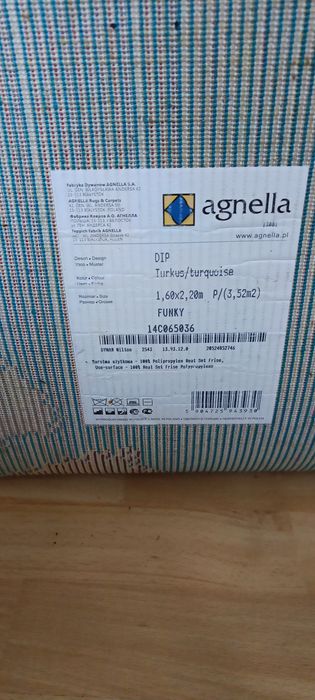 Sprzedam za symboliczną kwotę 200zl sofę oraz dywan