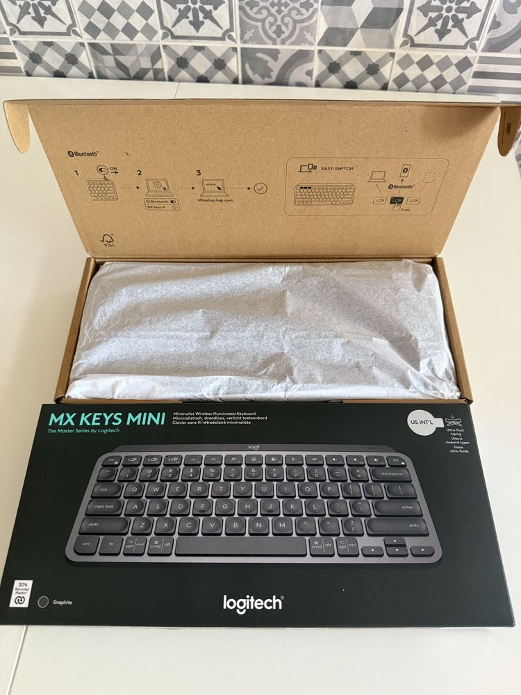Teclado Logitech MX Keys Mini Bluetooth US Graphite