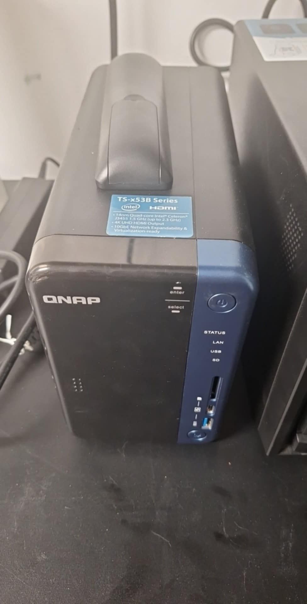 QNAP NAS Ts-253B 2x6TB