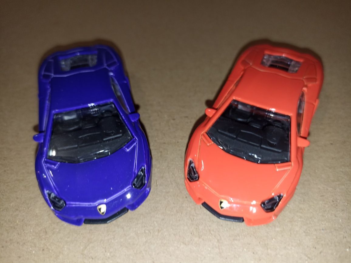 Dwa modele Lamborghini Aventador  Majorette