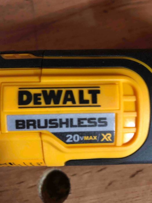 Dewalt DCG405 Акумуляторна безщіткова шліфмашина без АКБ Оригінал