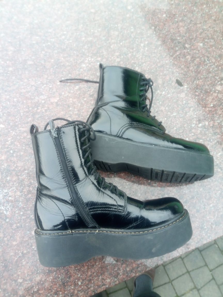 buty zimowe lakierki