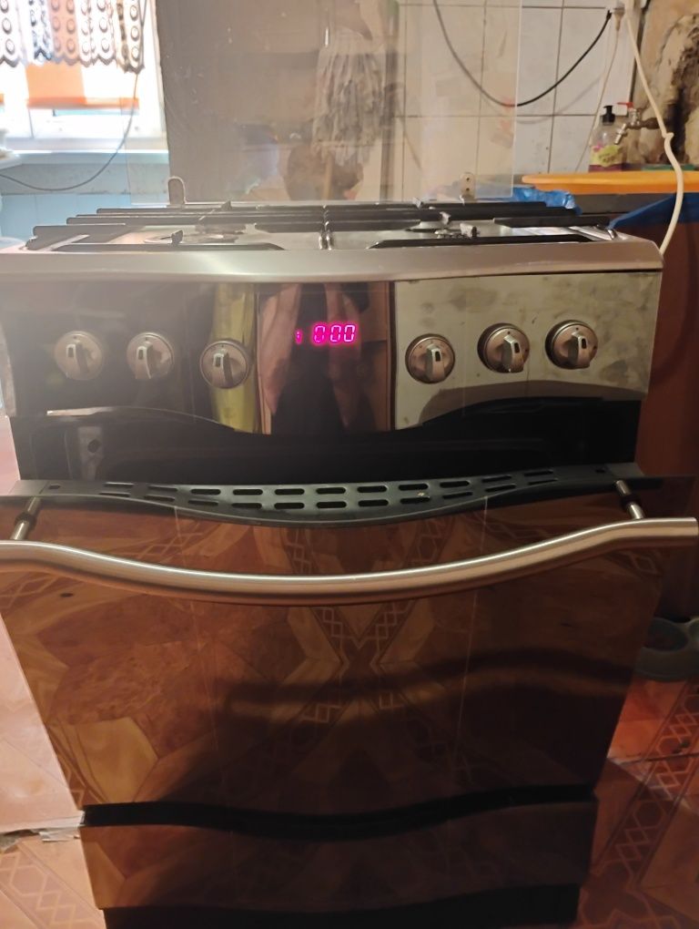 Sprzedam kuchenka gazowo-elektryczba