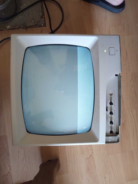 Stary monitor komputerowy