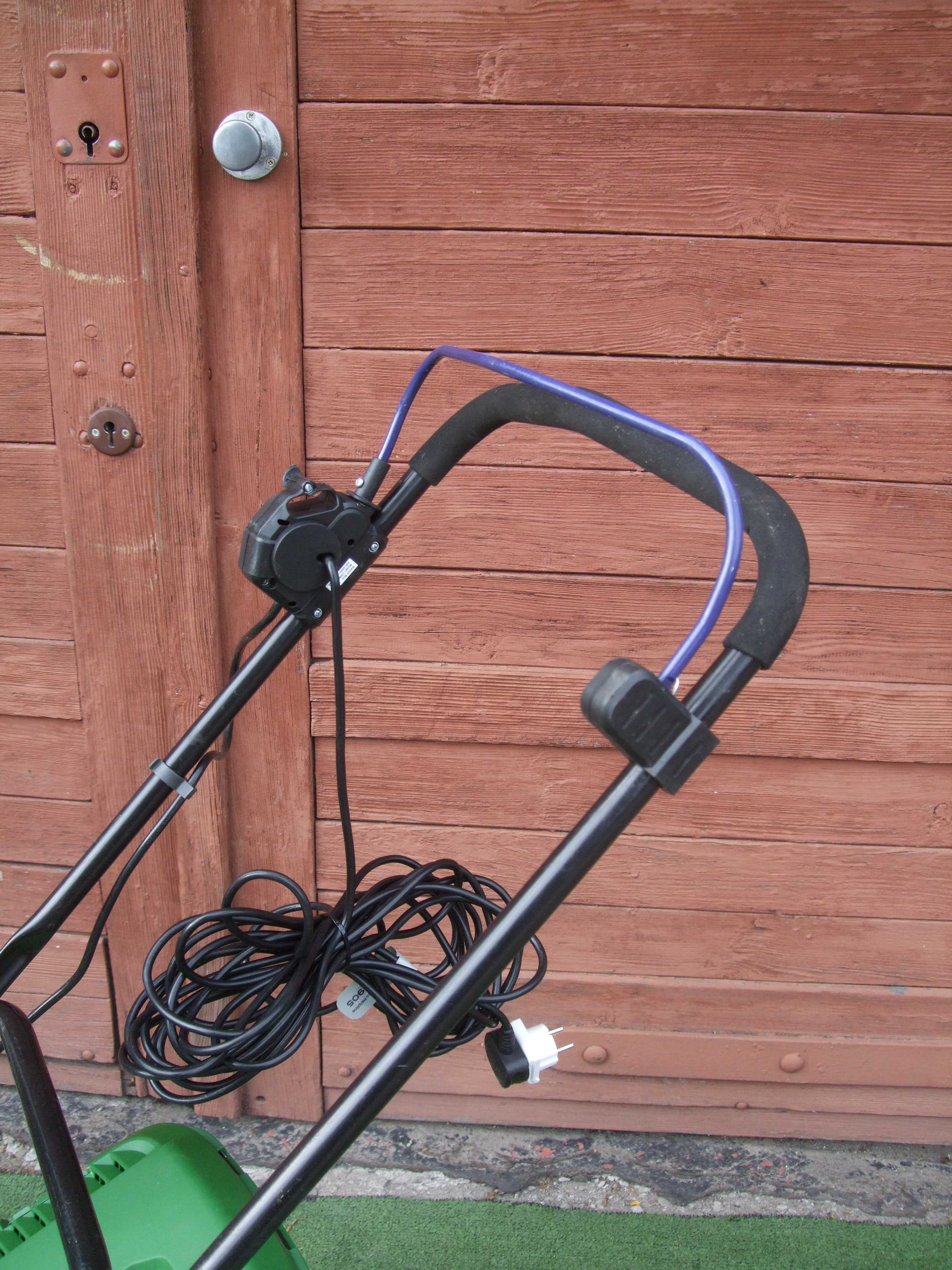 Kosiarka ELEKTRYCZNA Powerbase. Silnik 1800W, Szer. 41cm. Dobry Stan !