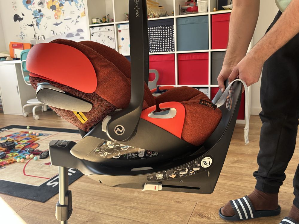 Fotelik samochodowy Cybex Cloud Z i-Size Plus+ Base Z Universal ISOFIX